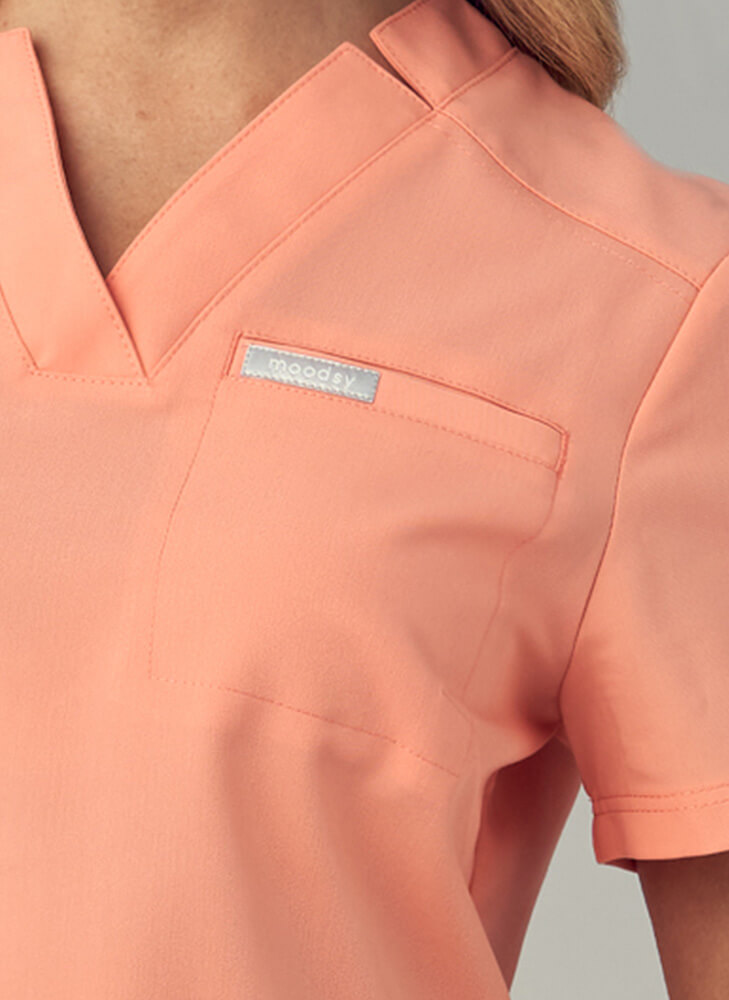 Bluza Medyczna Damska – Scrubs Comfy Peach