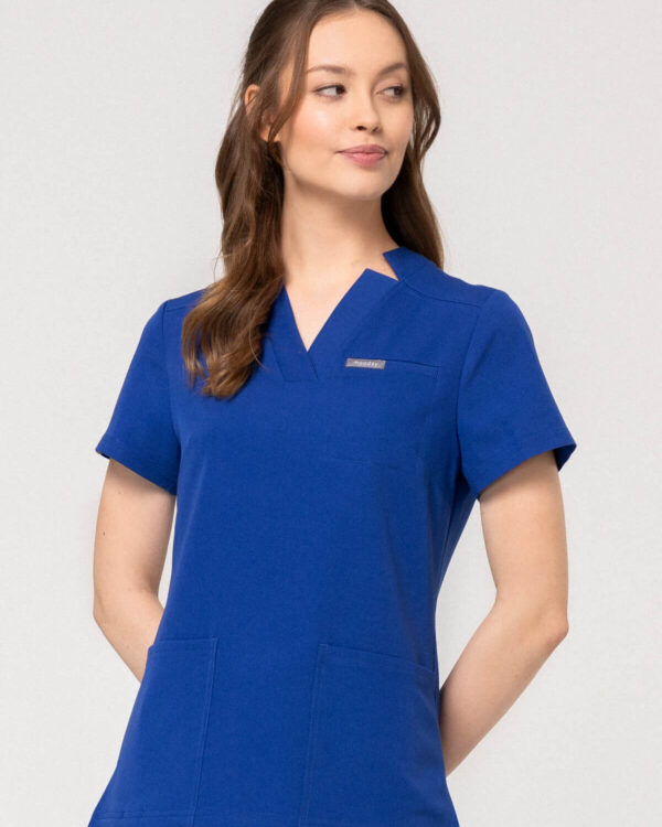 Bluza Medyczna Damska – Scrubs Comfy Deep Blue