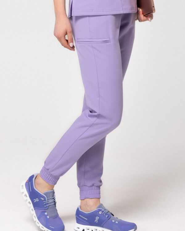 Spodnie Medyczne Damskie – Scrubs Comfy Lilac